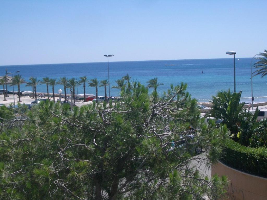 1ª Linea Reformado Y Frente Al Puerto Deportivo Firmamos Contrato Si El Cliente Lo Solicita Aunque Es Necesario Hacer La Reserva Para Poder Comunicarse L'L'Hospitalet de l'Infant Extérieur photo